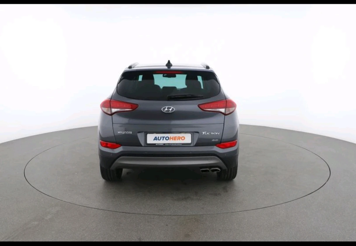 Hyundai Tucson 2.0* 4WD* PODGREV* OBDUH* PANORAMA* FULLPAKET, снимка 3 - Автомобили и джипове - 53924981