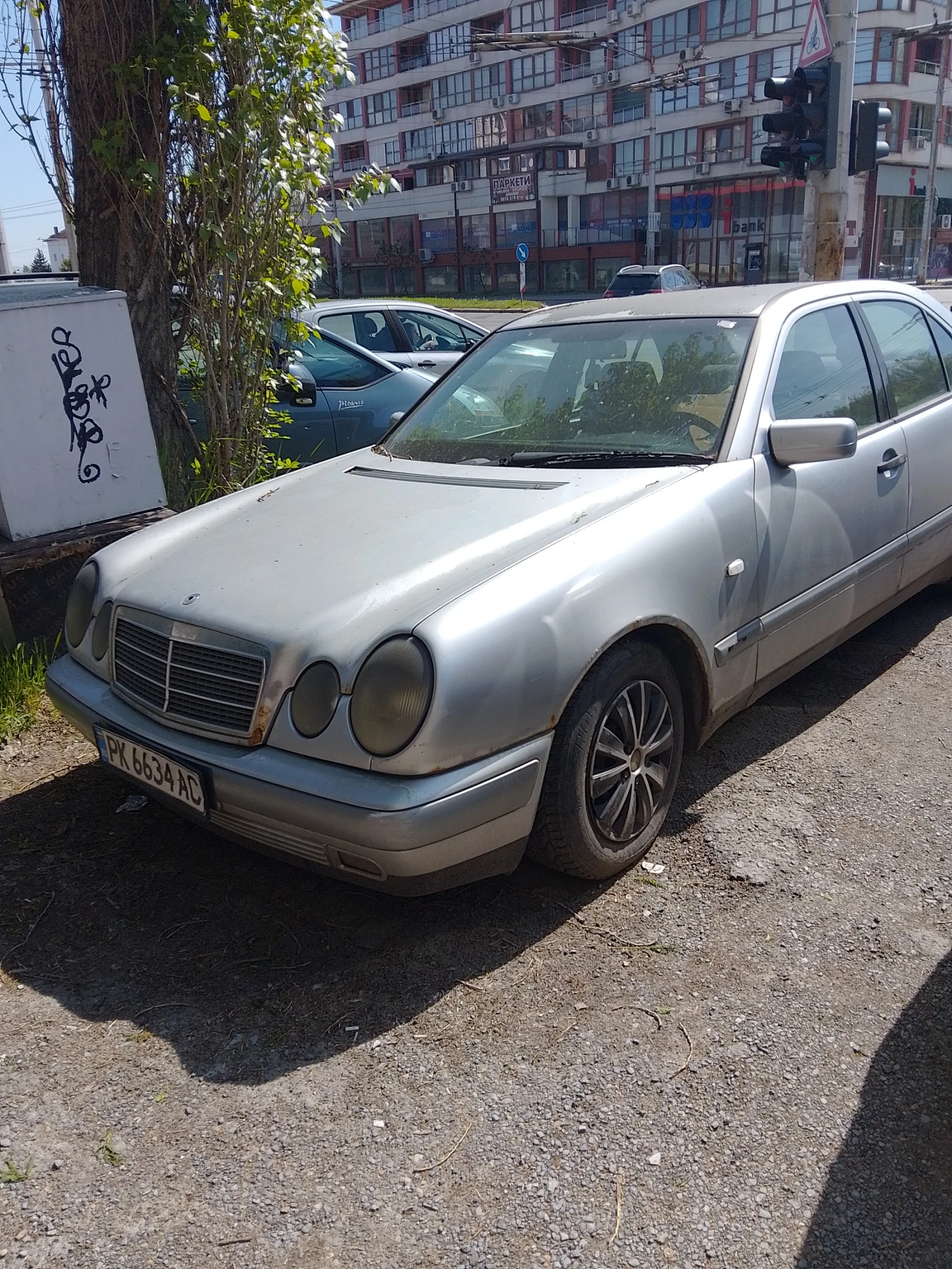 Mercedes-Benz E 250