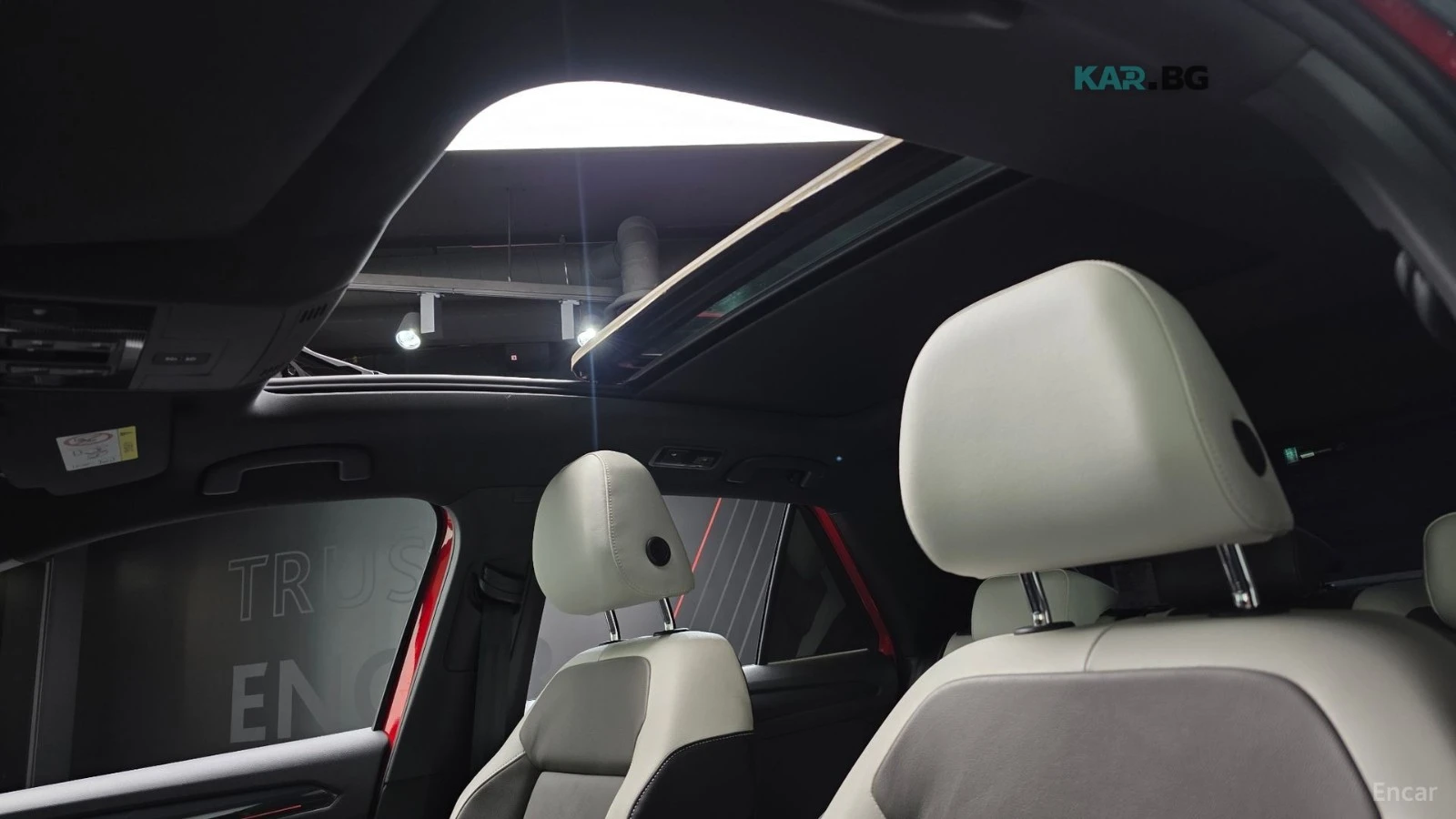 VW T-Roc 2.0TDI* PRESTIGE* КОЖА* ПОДГРЕВ* ПАНОРАМА* КАМЕРА*, снимка 15 - Автомобили и джипове - 55235373