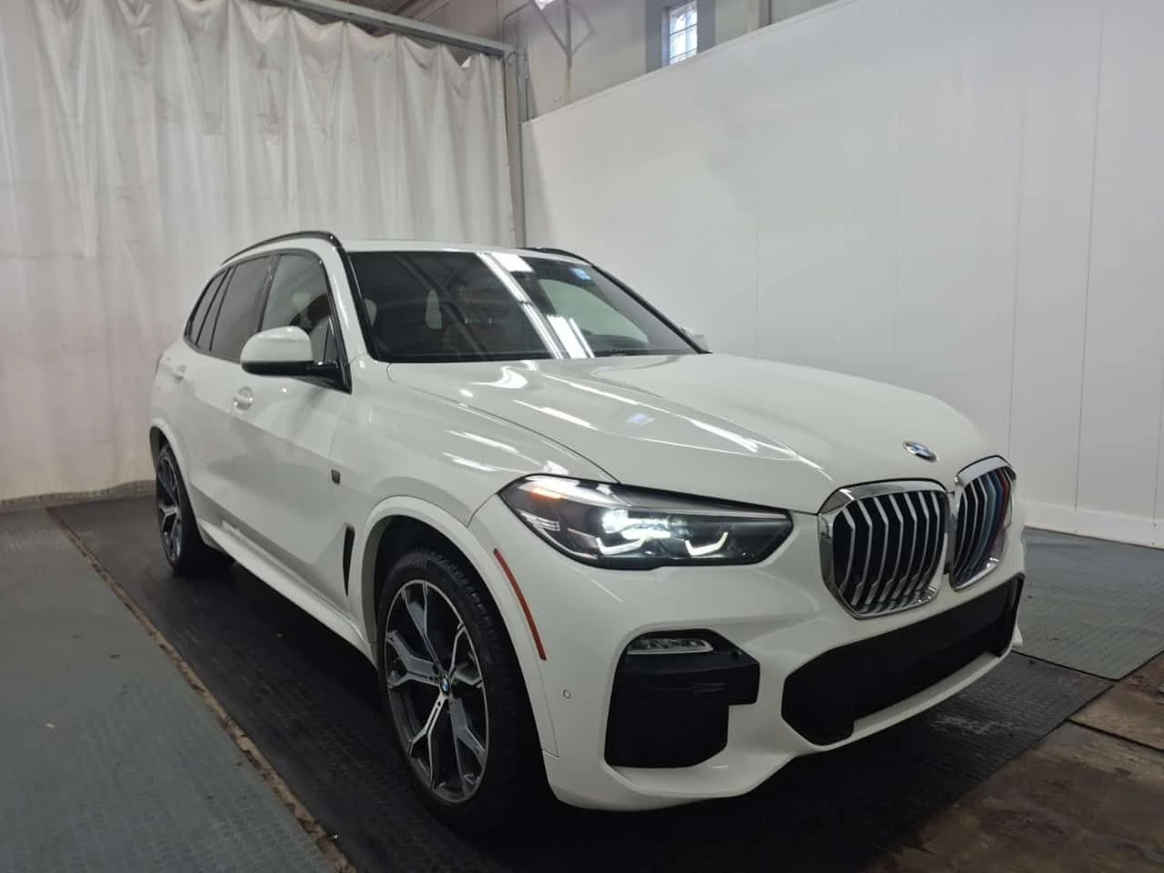 BMW X5 М ПАКЕТ/XDRIVE40I/CARFAX/ПАНОРАМА/ПОДГРЕВ/