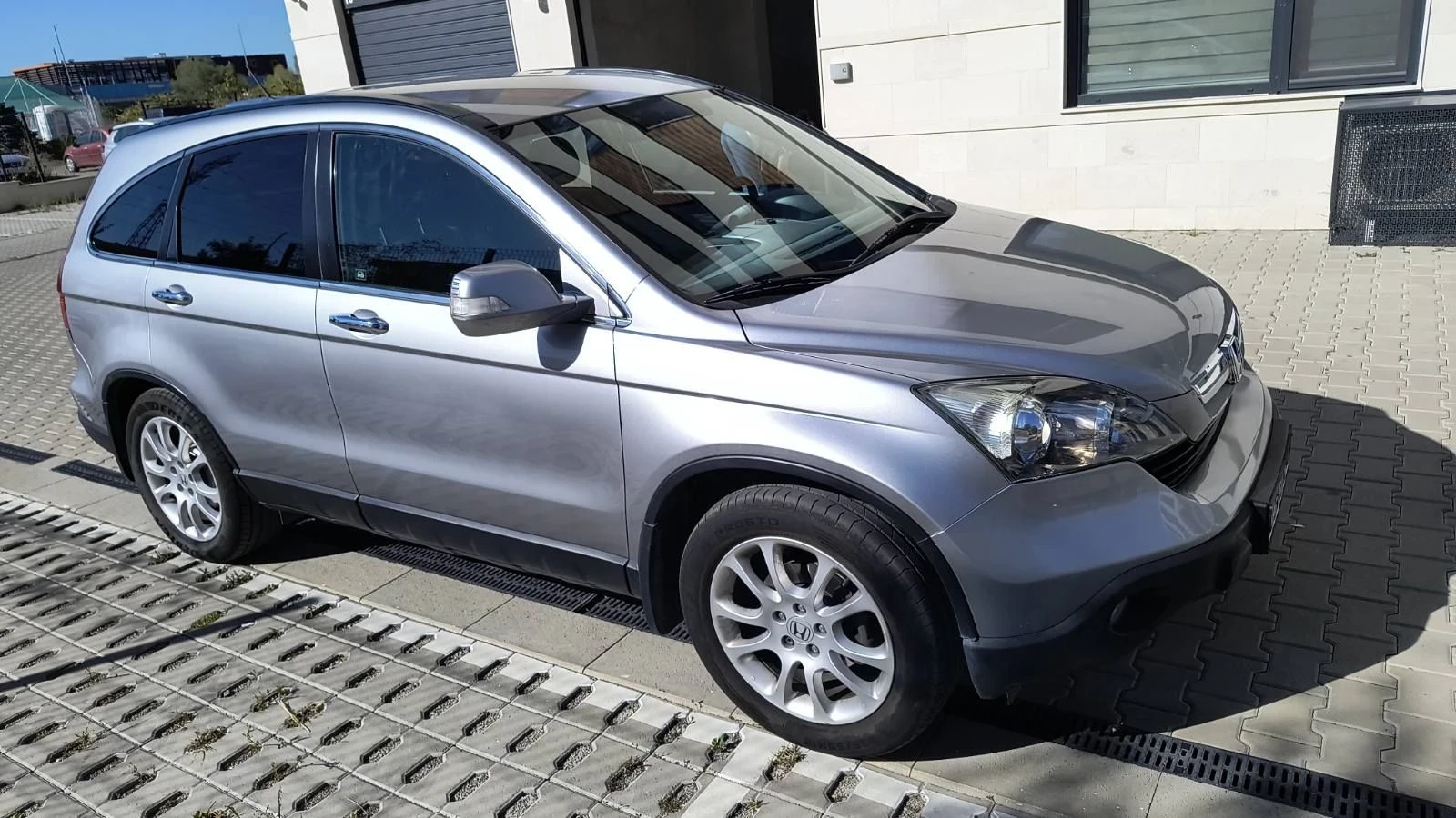 Honda Cr-v 2.2 CTDI, снимка 2 - Автомобили и джипове - 55979952
