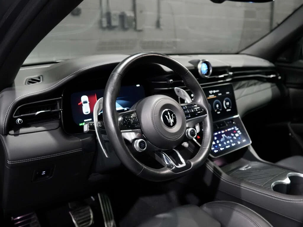Maserati Grecale Modena * АвтоКредит * (ЦЕНА ДО БГ), снимка 9 - Автомобили и джипове - 56135054