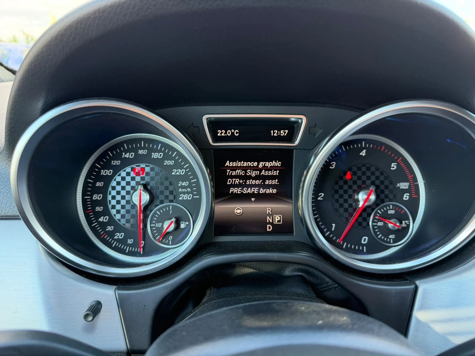 Mercedes-Benz GLE 350 AMG, снимка 10 - Автомобили и джипове - 56209383