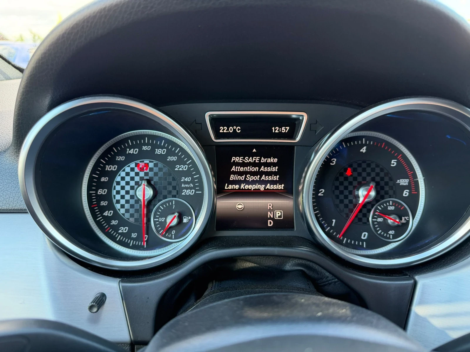 Mercedes-Benz GLE 350 AMG, снимка 12 - Автомобили и джипове - 56209383