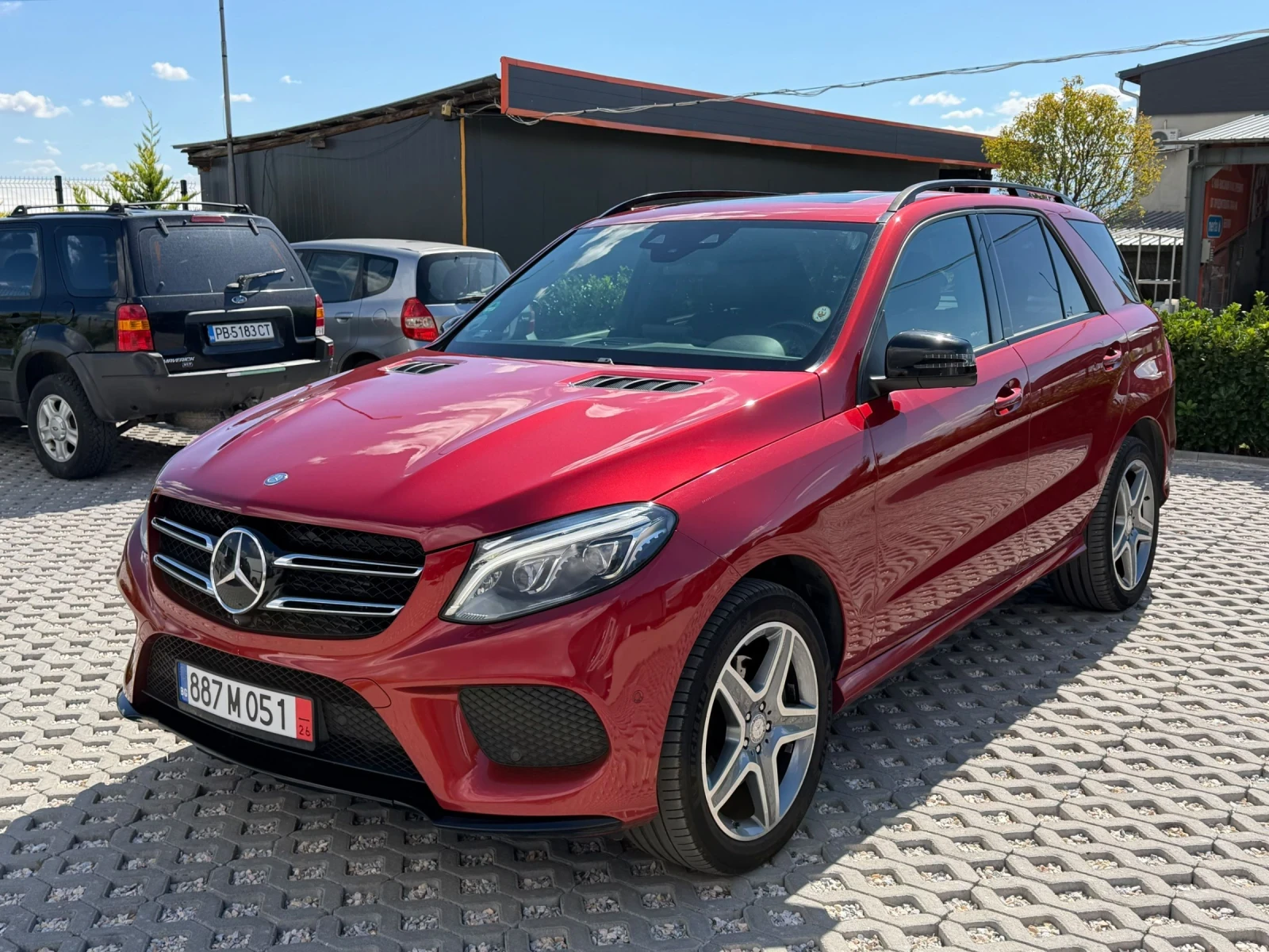 Mercedes-Benz GLE 350 AMG, снимка 2 - Автомобили и джипове - 56209383