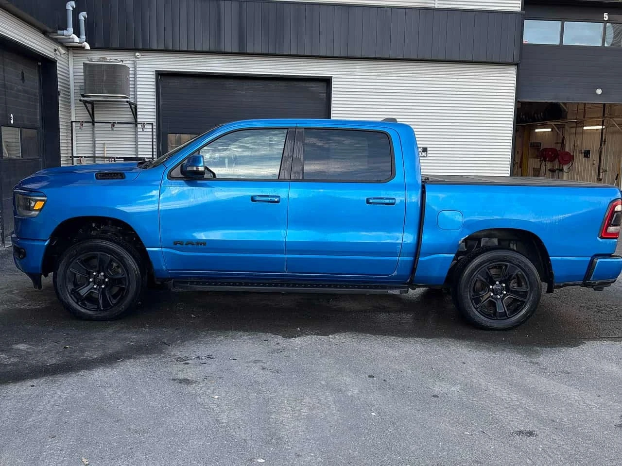 Dodge RAM 1500 * Sport * ���������� * ������ ���������������� | Mobile.bg � ����������� 3