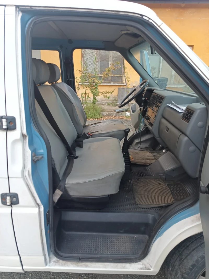 VW T4, снимка 10 - Бусове и автобуси - 47557067