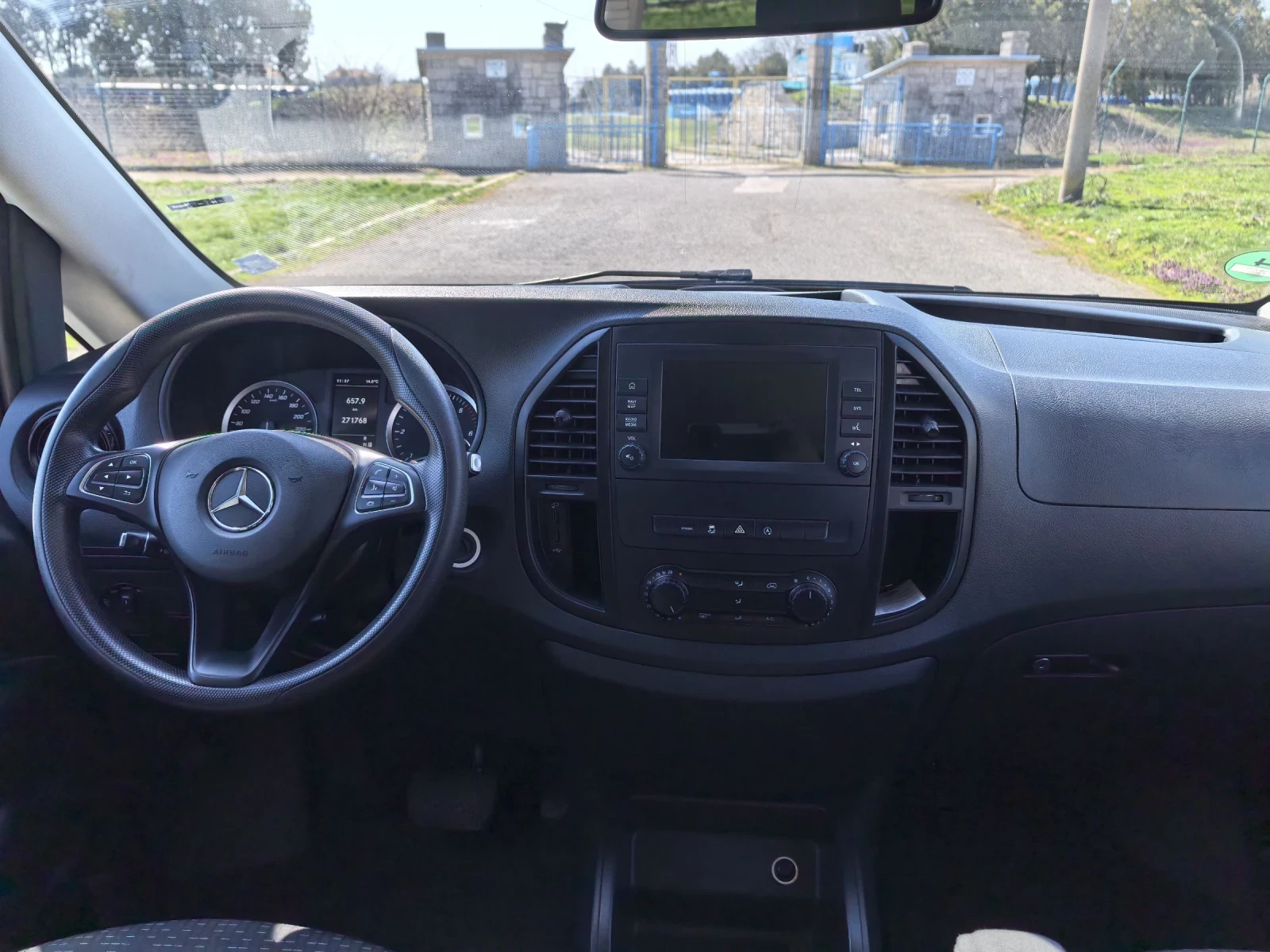 Mercedes-Benz Vito, снимка 10 - Бусове и автобуси - 54025212
