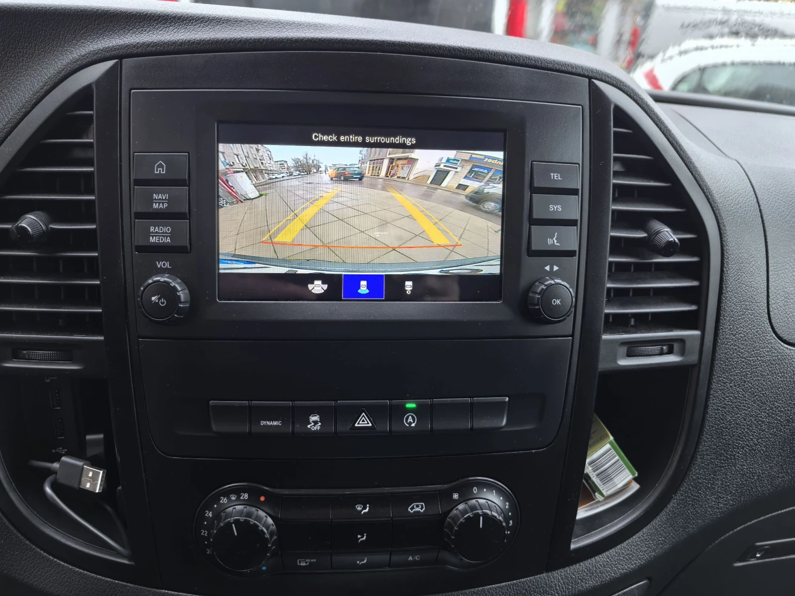 Mercedes-Benz Vito, снимка 15 - Бусове и автобуси - 54025212