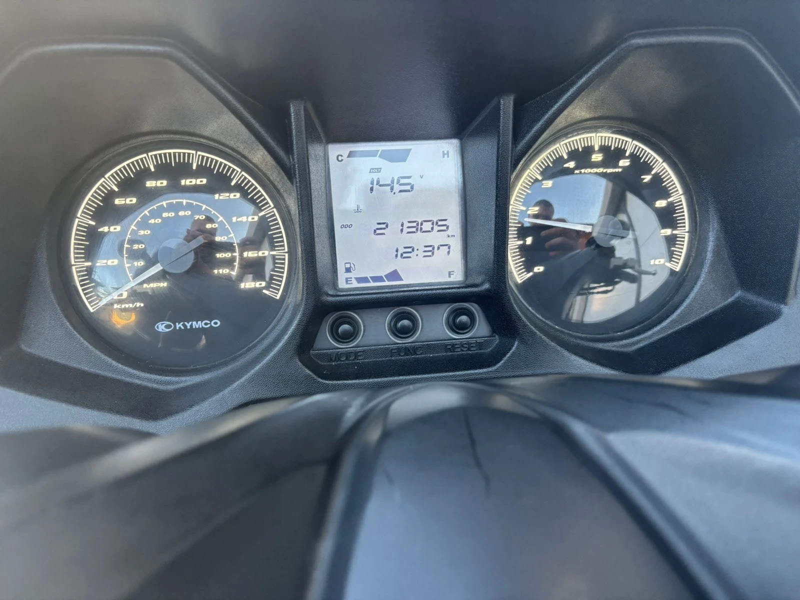 Kymco Downtown 300i Abs - изображение 5