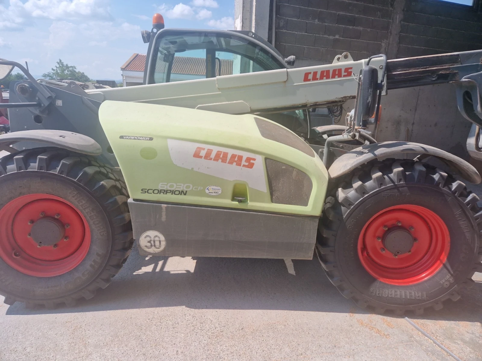 Телескопичен товарач Claas SCORPION 6030CP
