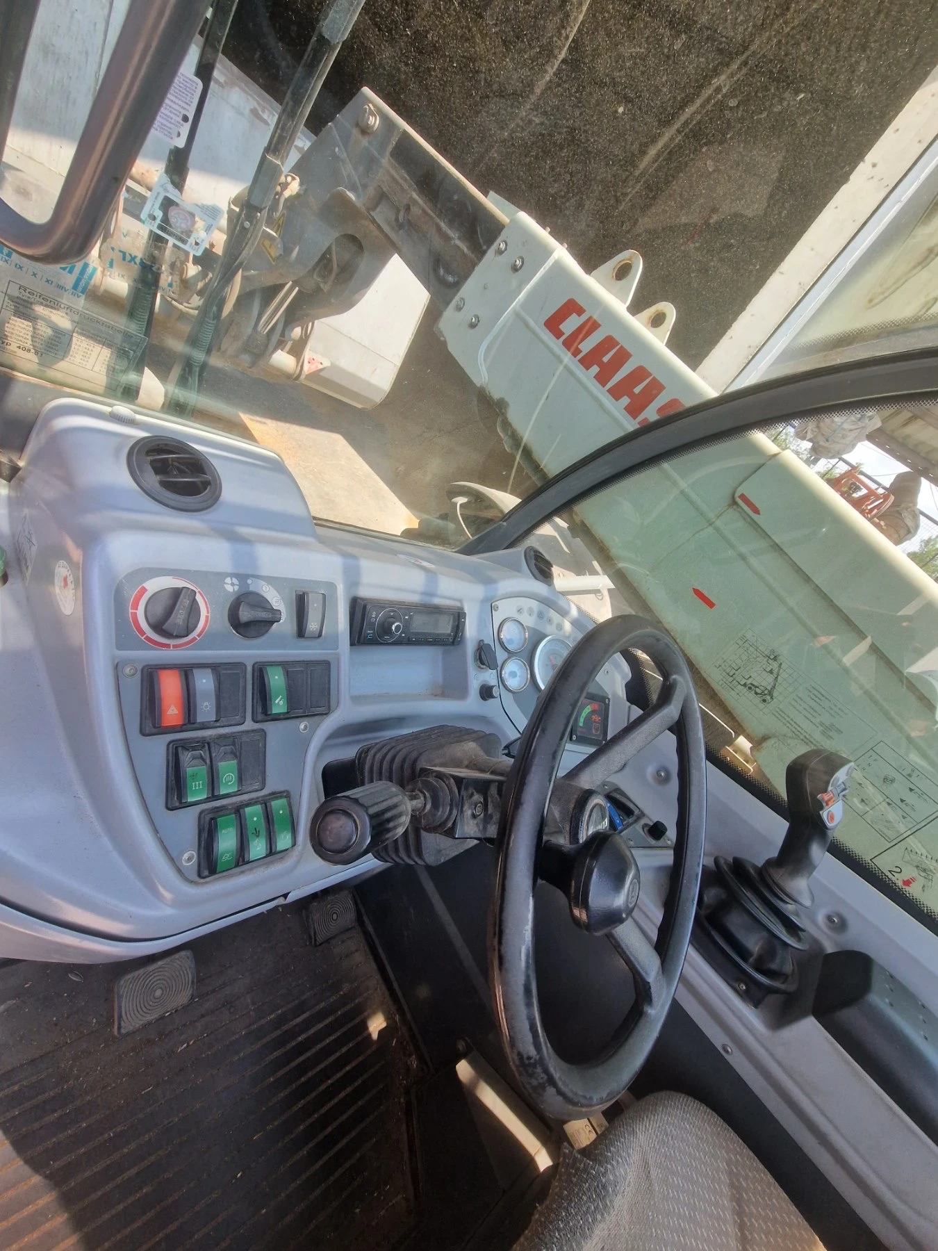 Телескопичен товарач Claas SCORPION 6030CP, снимка 5 - Селскостопанска техника - 55540587