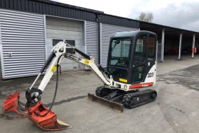 Обява за продажба на Багер Bobcat 323 ~8 000 лв. - изображение 2