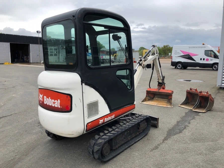 Багер Bobcat 323 - изображение 2