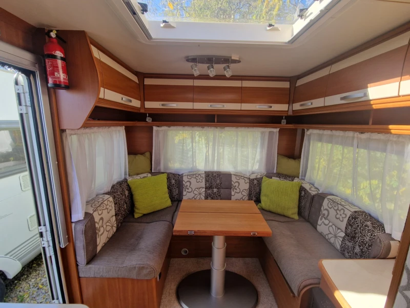 Каравана Sterckeman Romance 480CP Швейцария, снимка 8 - Каравани и кемпери - 52668280