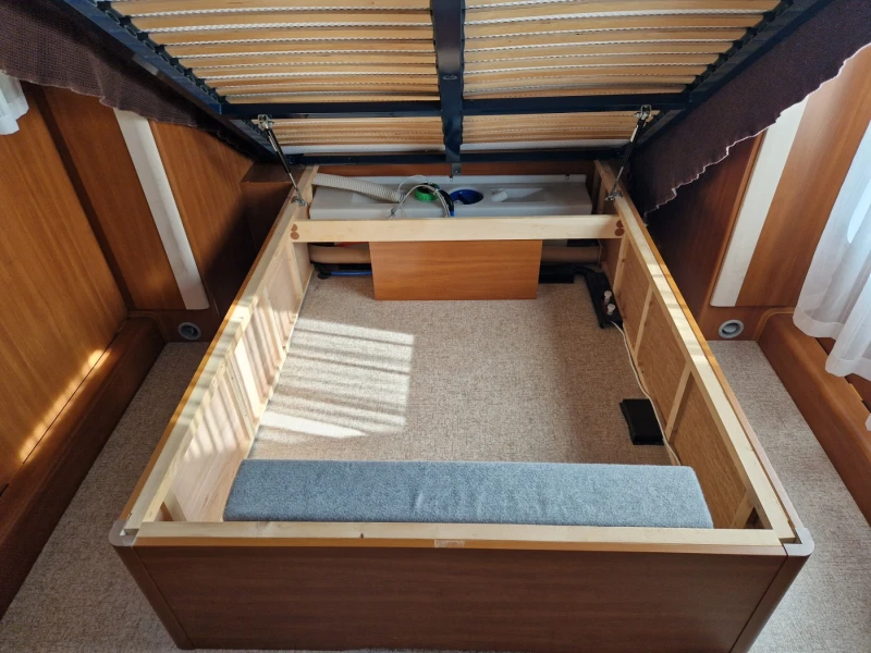 Каравана Sterckeman Romance 480CP Швейцария, снимка 13 - Каравани и кемпери - 52668280