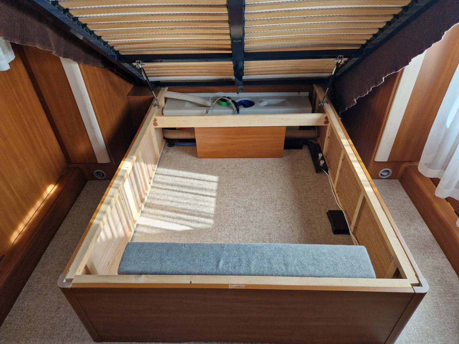  Sterckeman Romance 480CP  | Mobile.bg   13