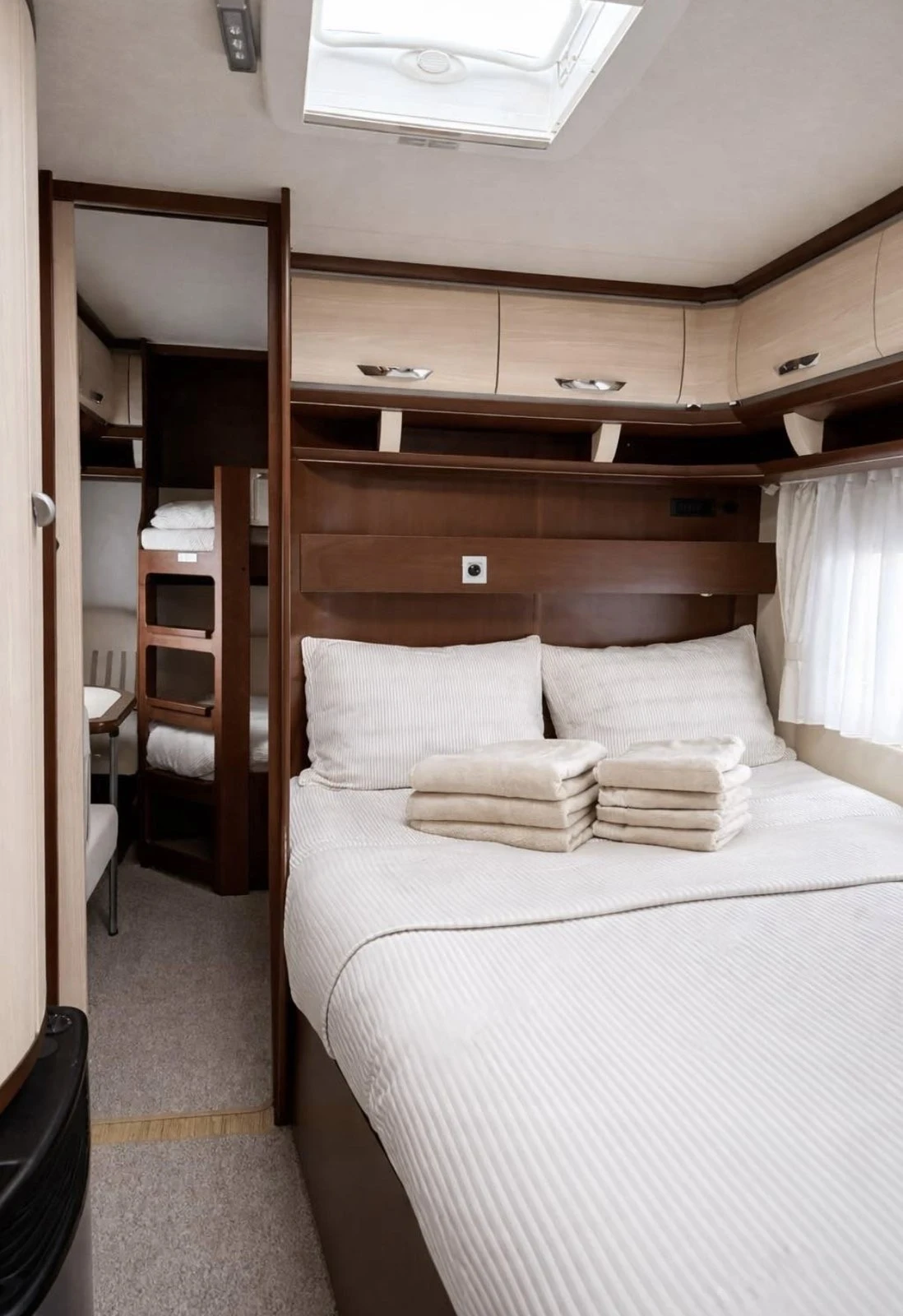 �������� Hobby 650KFU PREMIUM FAMILY 2013�. | Mobile.bg � ����������� 8