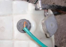 Охладителна система за Iveco 2.8, снимка 6