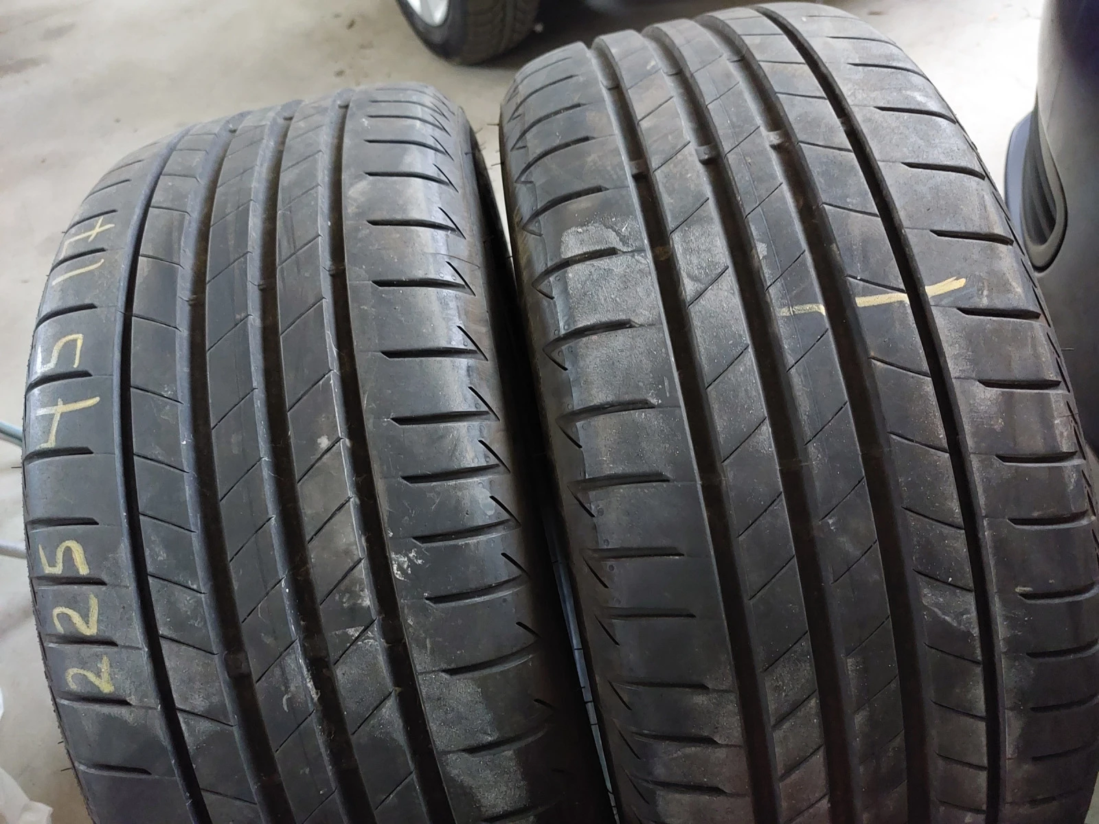 ���� 225/45R17 | Mobile.bg � ����������� 1