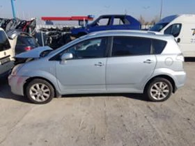 Toyota Corolla verso 2.2D4D-тип 2AD-FTV, снимка 1