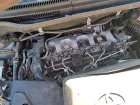 Toyota Corolla verso 2.2D4D-тип 2AD-FTV, снимка 5