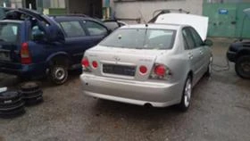 Lexus IS 2.0 i, снимка 4