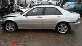 Lexus IS 2.0 i, снимка 1