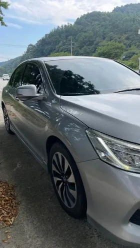 Honda Accord 2.0 Hybrid 9Th Generation, снимка 2