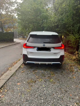 BMW iX1, снимка 12