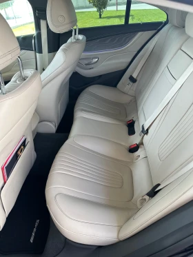 Mercedes-Benz CLS 350 4MATIC AMG Line /  130 000 km, снимка 9