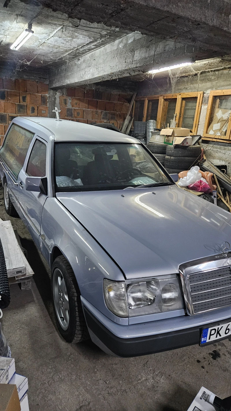 Mercedes-Benz 124 250D, снимка 2 - Автомобили и джипове - 44765523