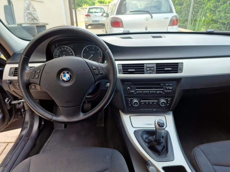 BMW 320 2.0d= FaceLift= , снимка 10 - Автомобили и джипове - 46472543