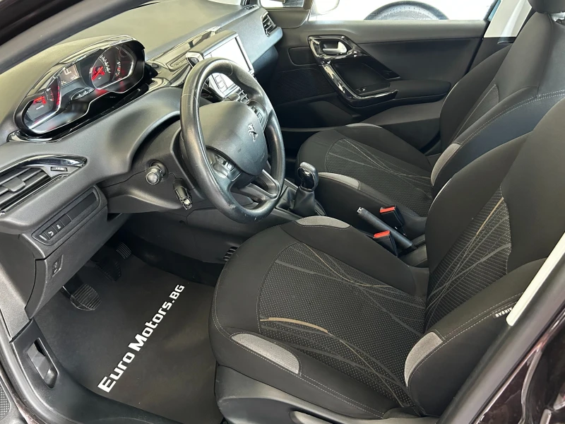 Peugeot 208 1.4VTi Active, снимка 8 - Автомобили и джипове - 47529463