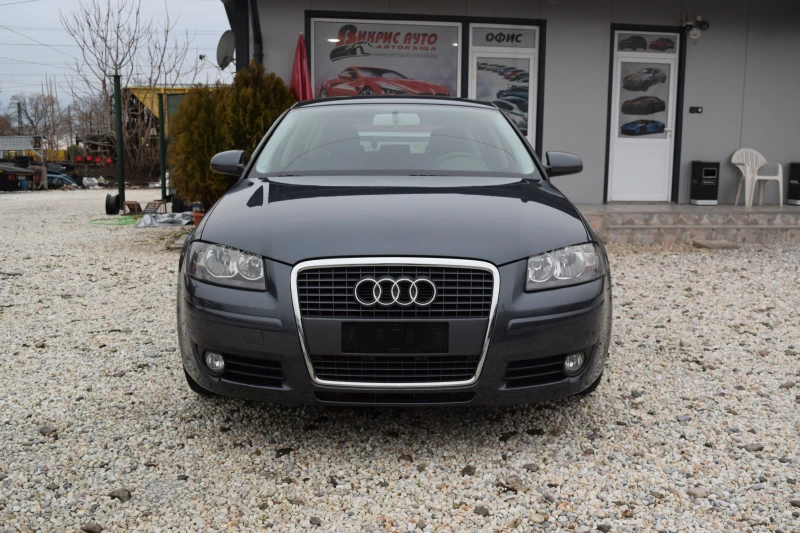 Audi A3 1.6i 124600 km, снимка 2 - Автомобили и джипове - 48456224