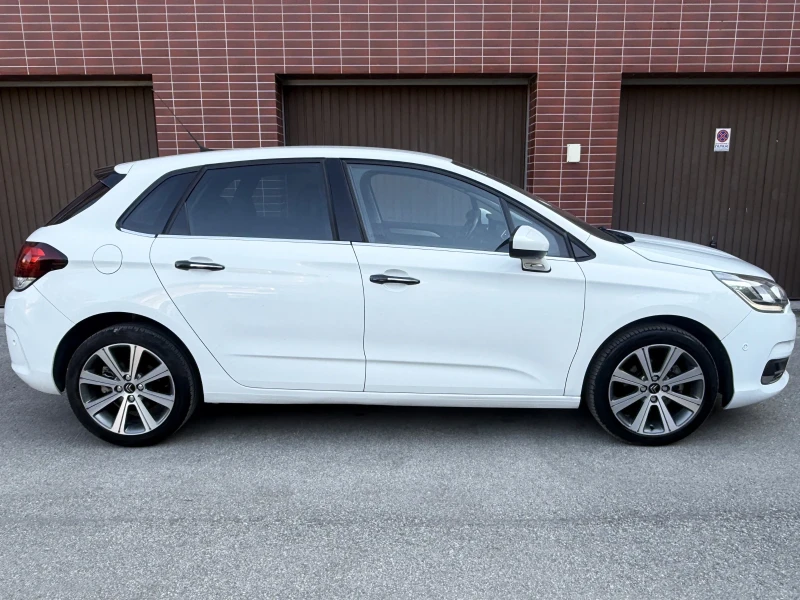 Citroen C4 Автомат Facelift, снимка 4 - Автомобили и джипове - 52639864