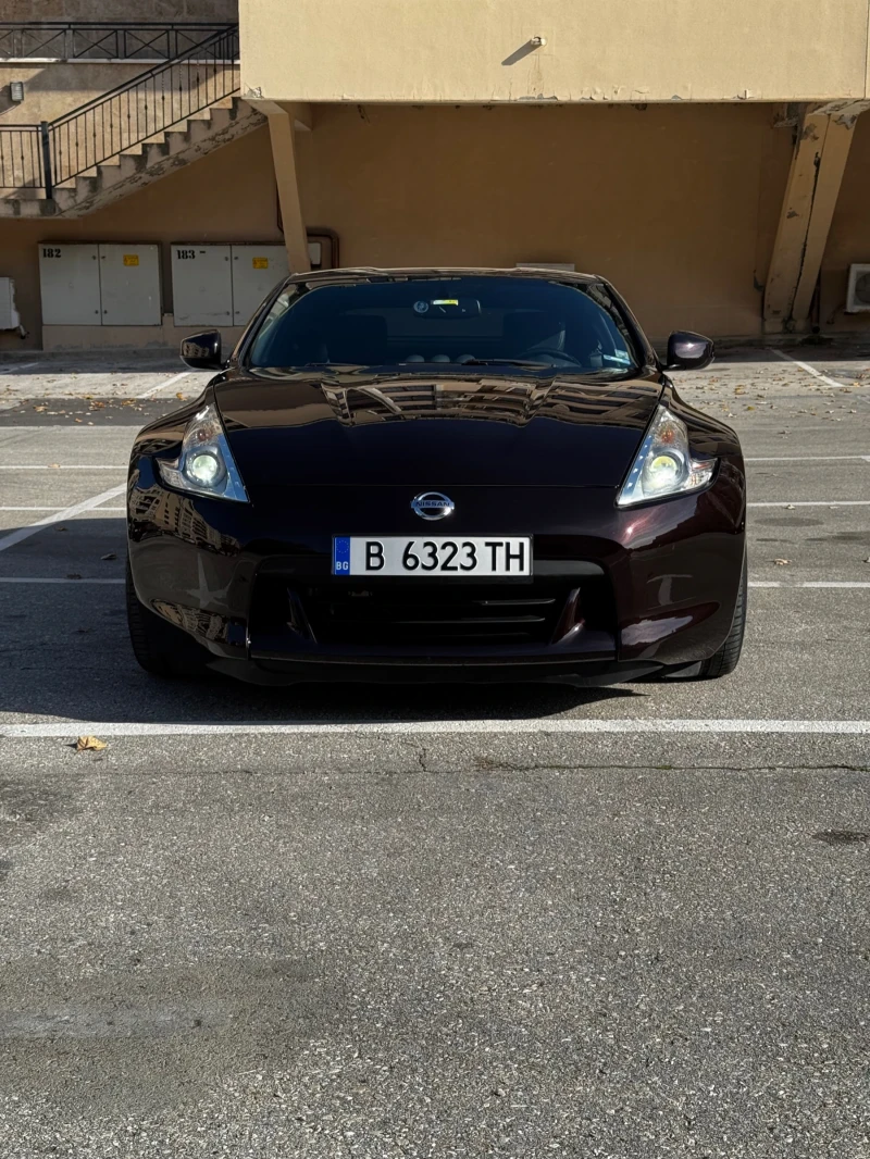 Nissan 370Z, снимка 3 - Автомобили и джипове - 52133384