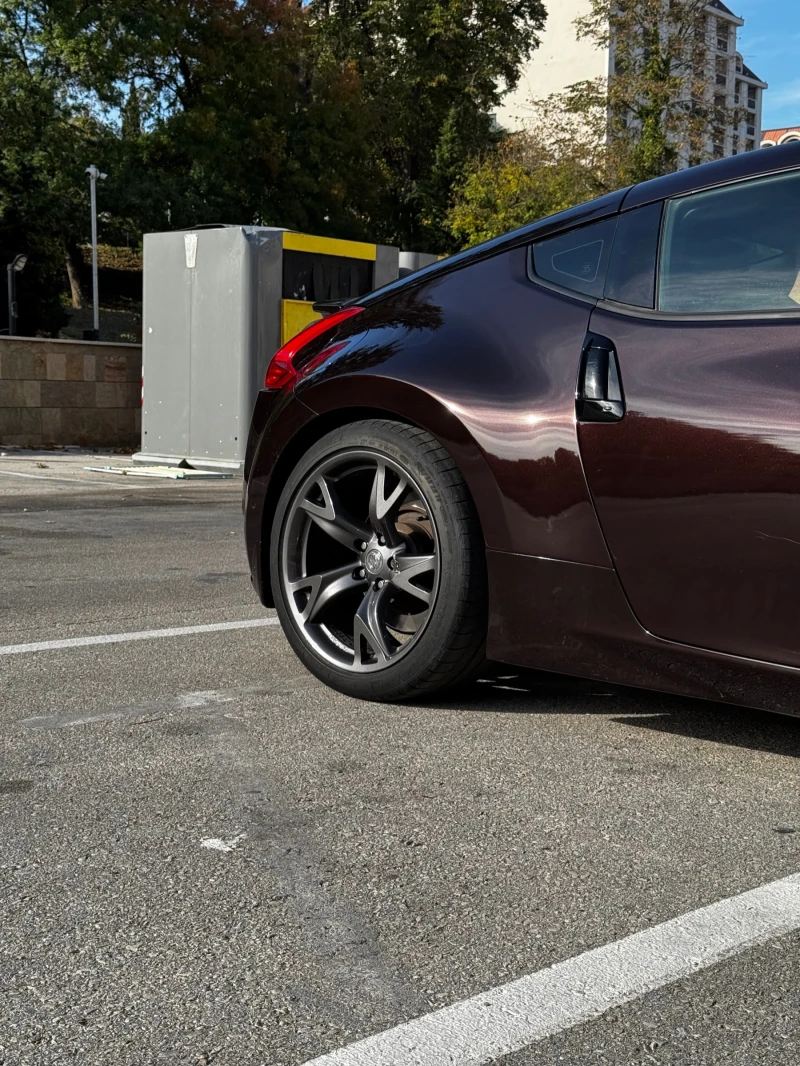 Nissan 370Z, снимка 5 - Автомобили и джипове - 52133384