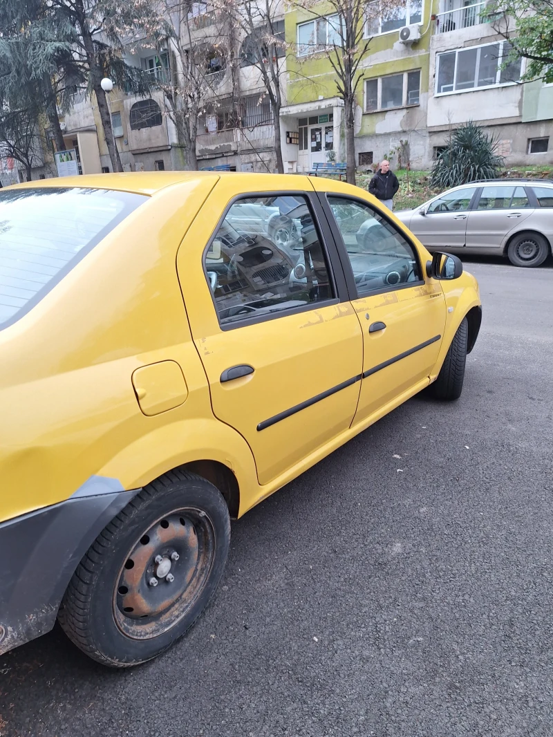 Dacia Logan, снимка 4 - Автомобили и джипове - 52636711