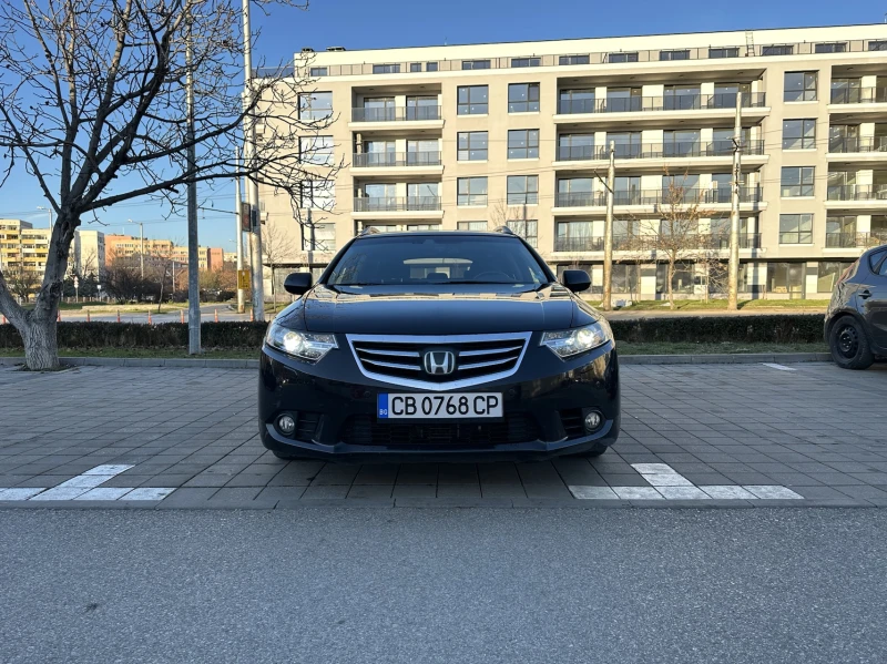 Honda Accord Facelift 2.2 DTEC, снимка 7 - Автомобили и джипове - 52793856