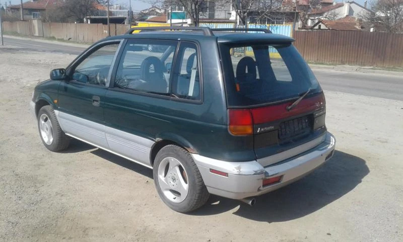 Mitsubishi Space runner 1.8i/на части, снимка 3 - Автомобили и джипове - 28292789