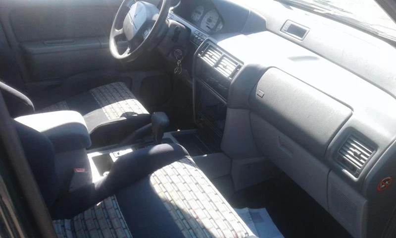 Mitsubishi Space runner 1.8i/на части, снимка 5 - Автомобили и джипове - 28292789