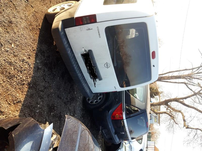 Opel Combo 1.3cdti НА ЧАСТИ, снимка 4 - Автомобили и джипове - 35787520