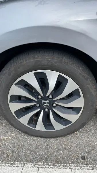 Honda Accord 2.0 Hybrid 9Th Generation, снимка 5 - Автомобили и джипове - 56119092