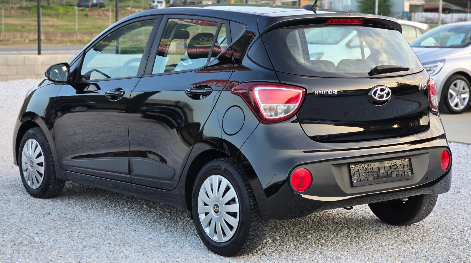 Hyundai I10 1.2i * Perfect*  - изображение 4