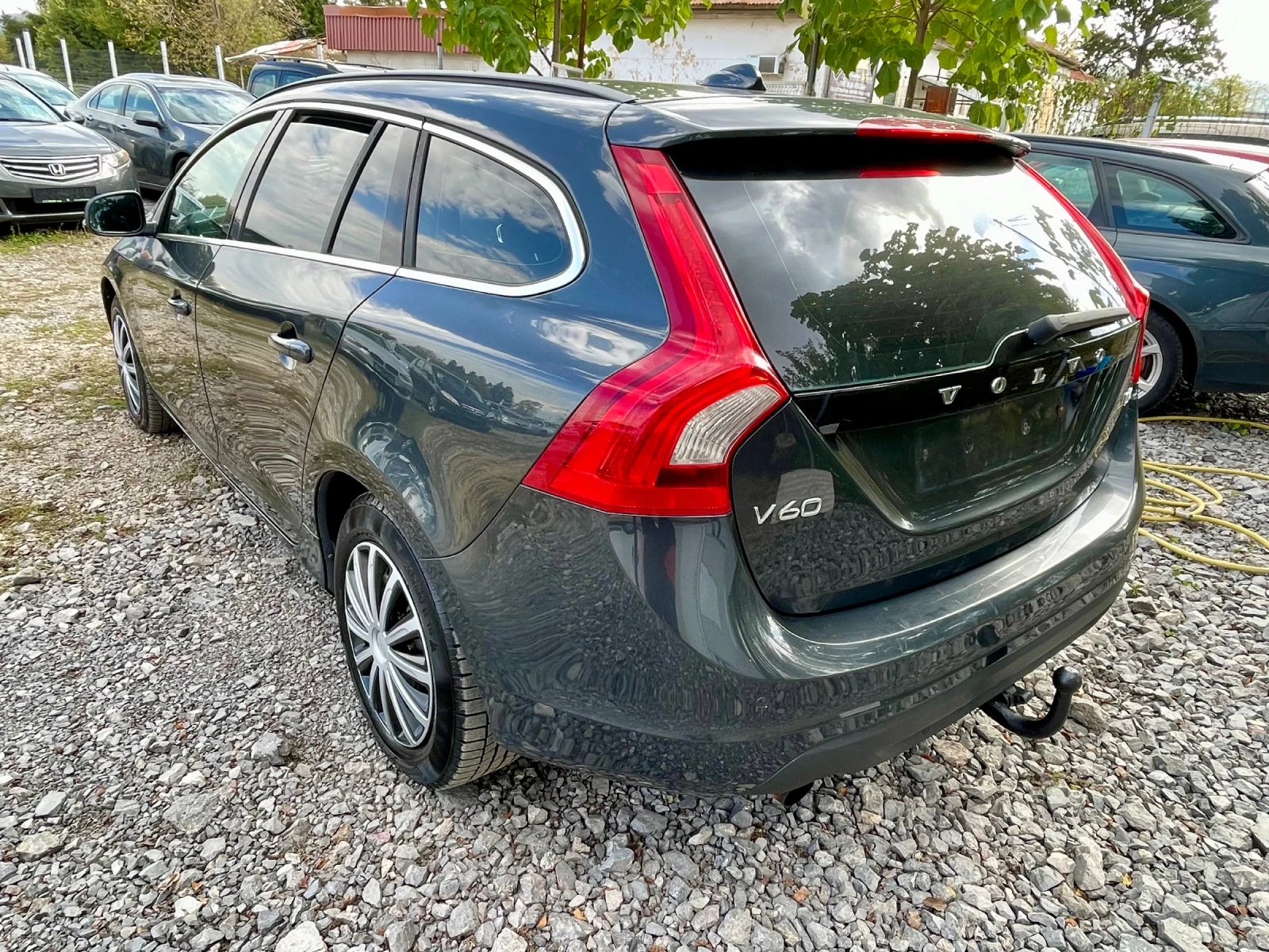 Volvo V60 D 5  - изображение 5