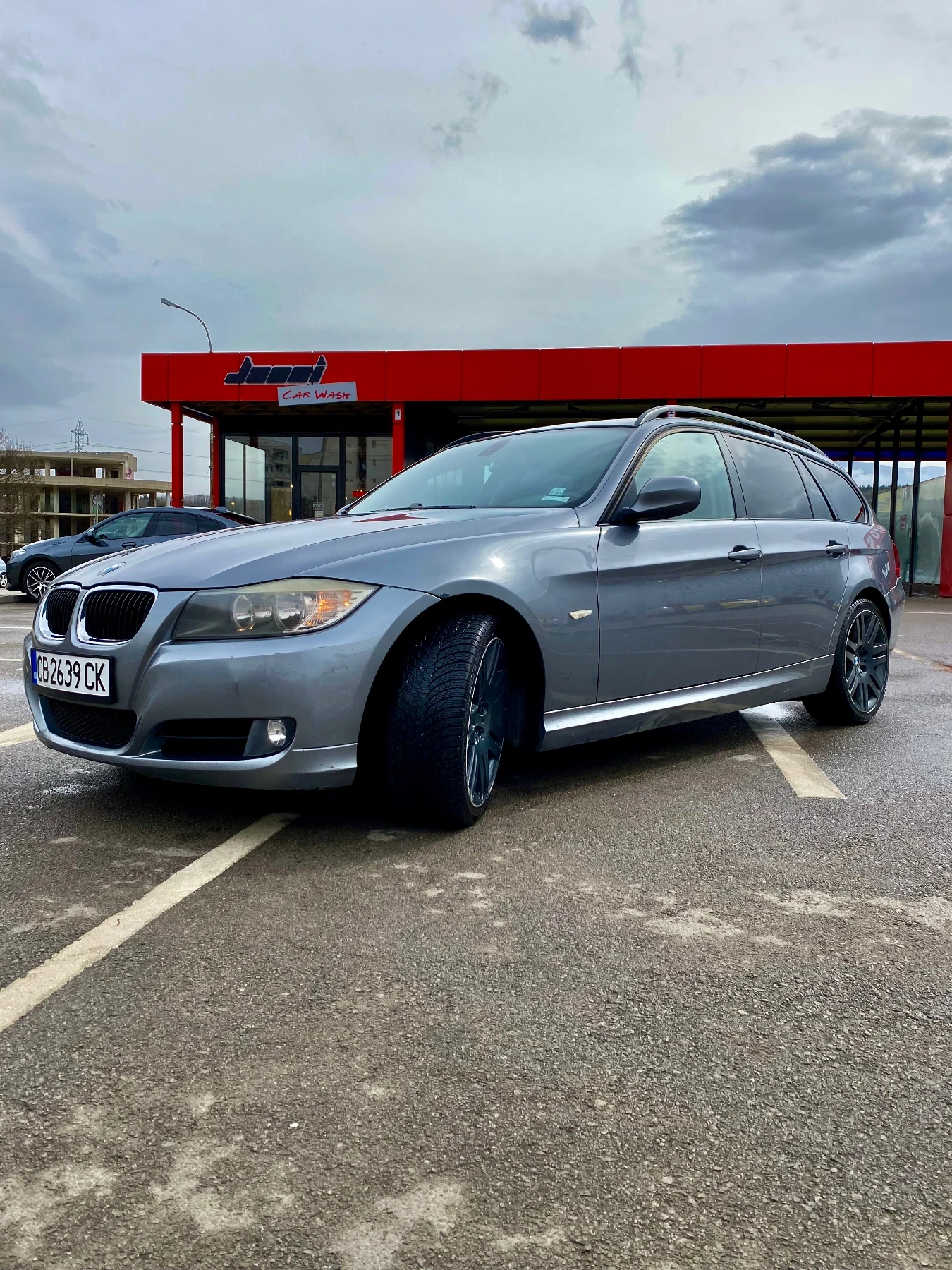 BMW 318 Е91 - изображение 4