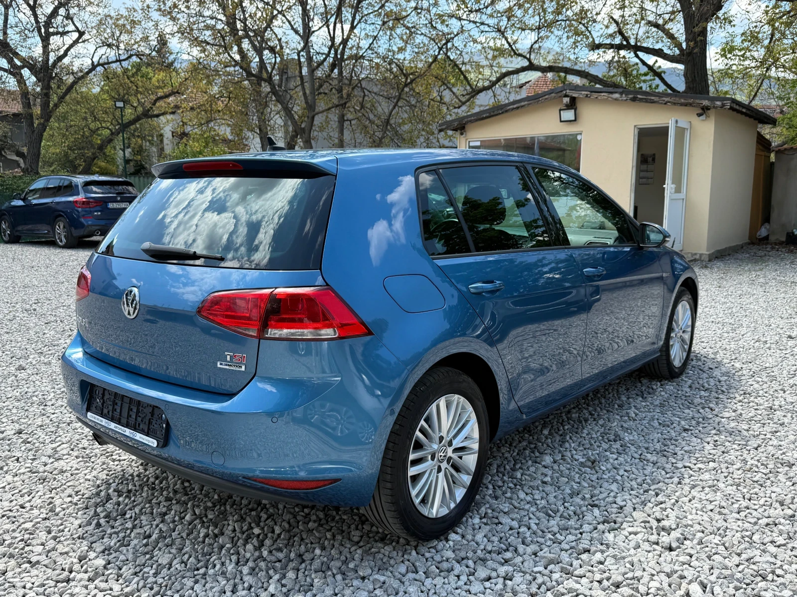 VW Golf 1.4TSI Cup - АВТОМАТИК! - 140к.с.-СУПЕР СЪСТОЯНИЕ! - изображение 4