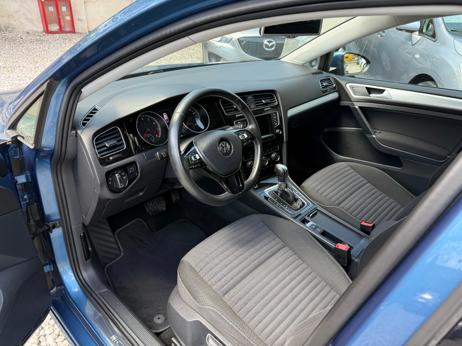 VW Golf 1.4TSI Cup - АВТОМАТИК! - 140к.с.-СУПЕР СЪСТОЯНИЕ! - изображение 8