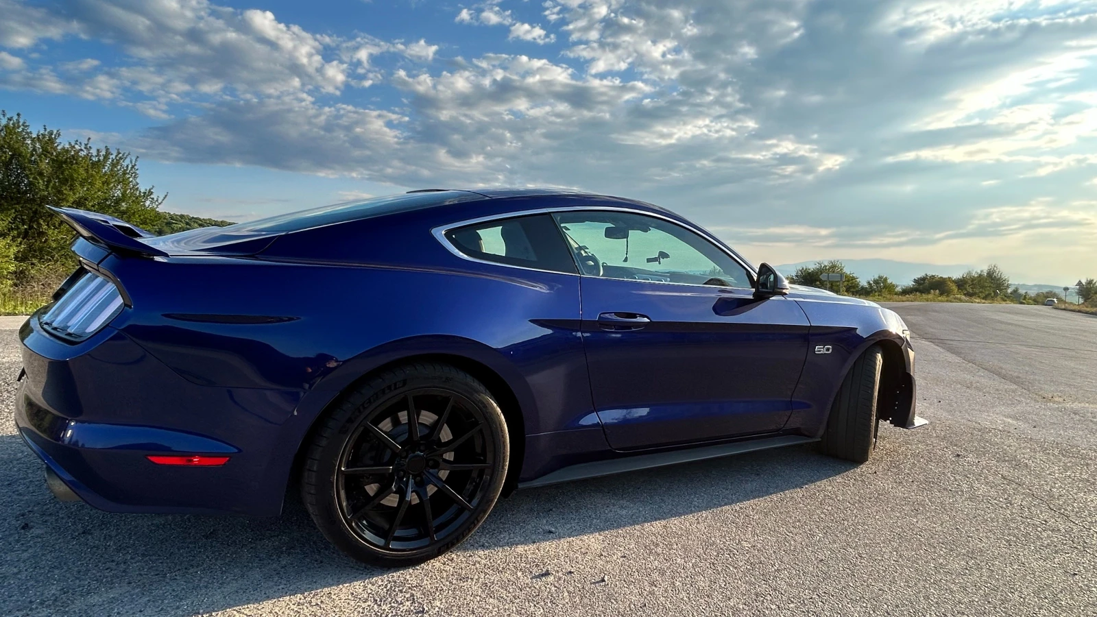 Ford Mustang GT Premium - изображение 2